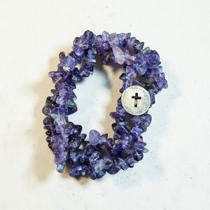 Amethyst Chip Stretch Bracelet - Purple Gemstone With Cross